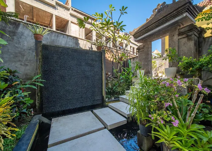 Villa Leana - Private Infinity Pool Inc Pool Fence As Required And Cook Jimbaran